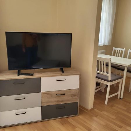 נובי ווינודולסקי Apartments Sams מראה חיצוני תמונה