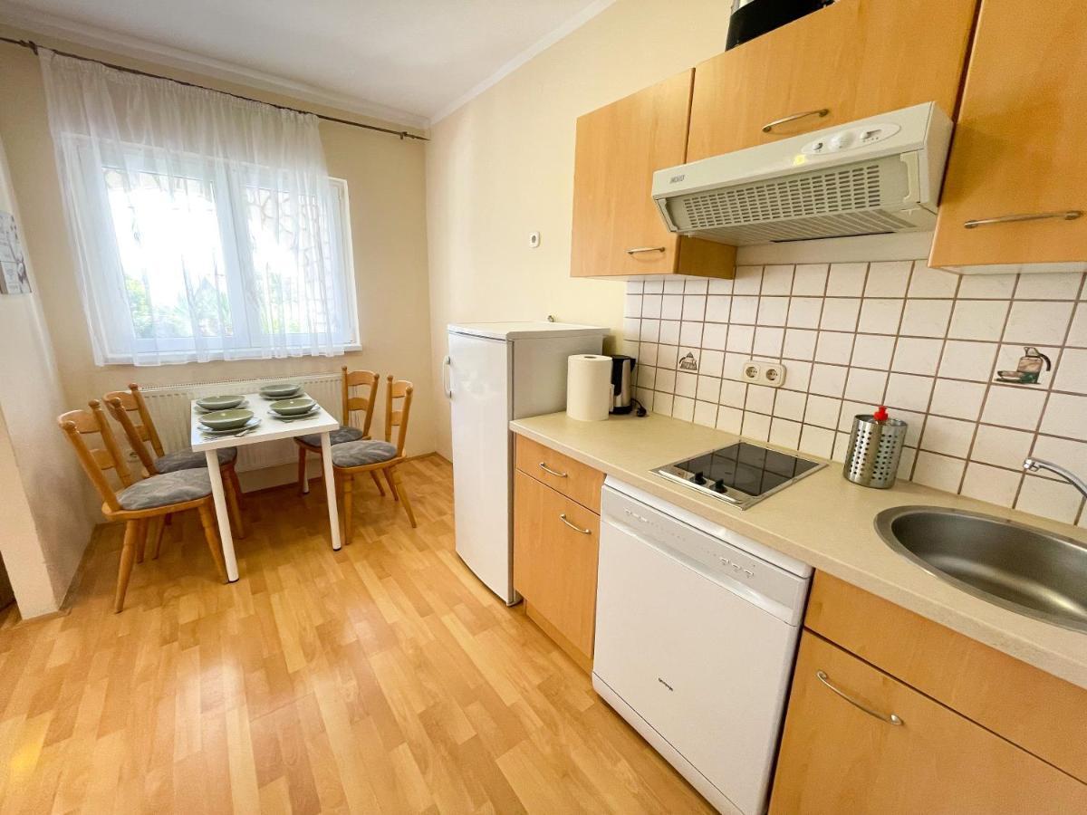 נובי ווינודולסקי Apartments Sams מראה חיצוני תמונה
