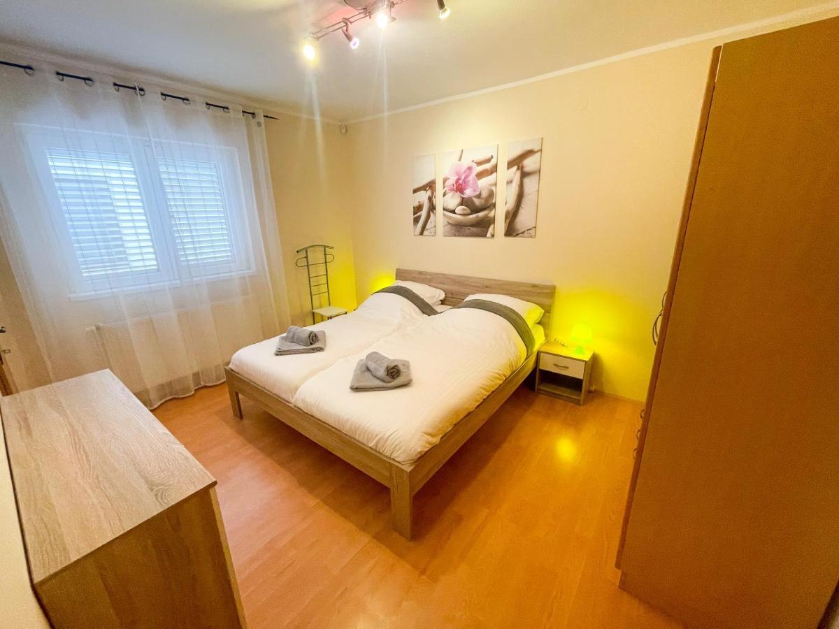 נובי ווינודולסקי Apartments Sams מראה חיצוני תמונה