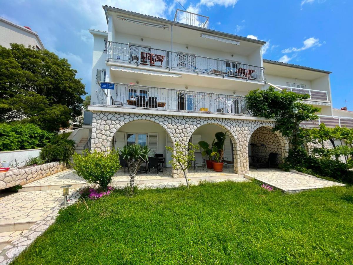 נובי ווינודולסקי Apartments Sams מראה חיצוני תמונה