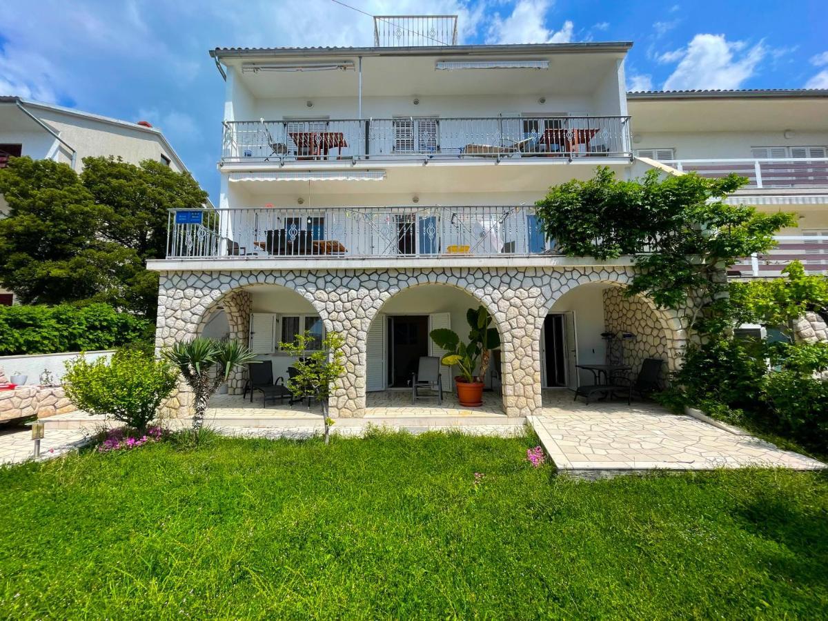 נובי ווינודולסקי Apartments Sams מראה חיצוני תמונה