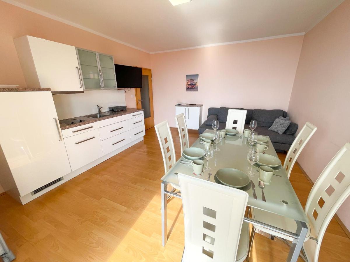 נובי ווינודולסקי Apartments Sams מראה חיצוני תמונה
