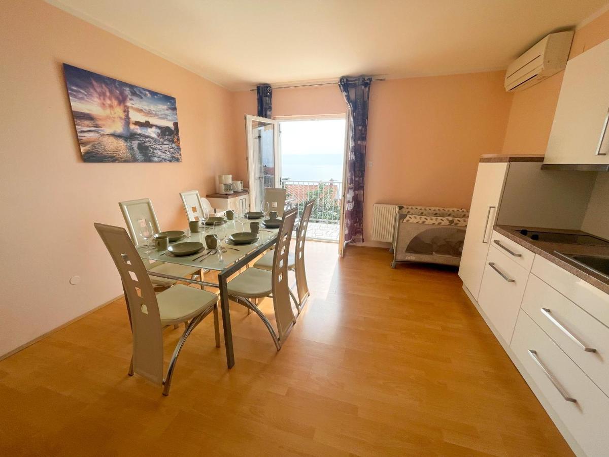 נובי ווינודולסקי Apartments Sams מראה חיצוני תמונה