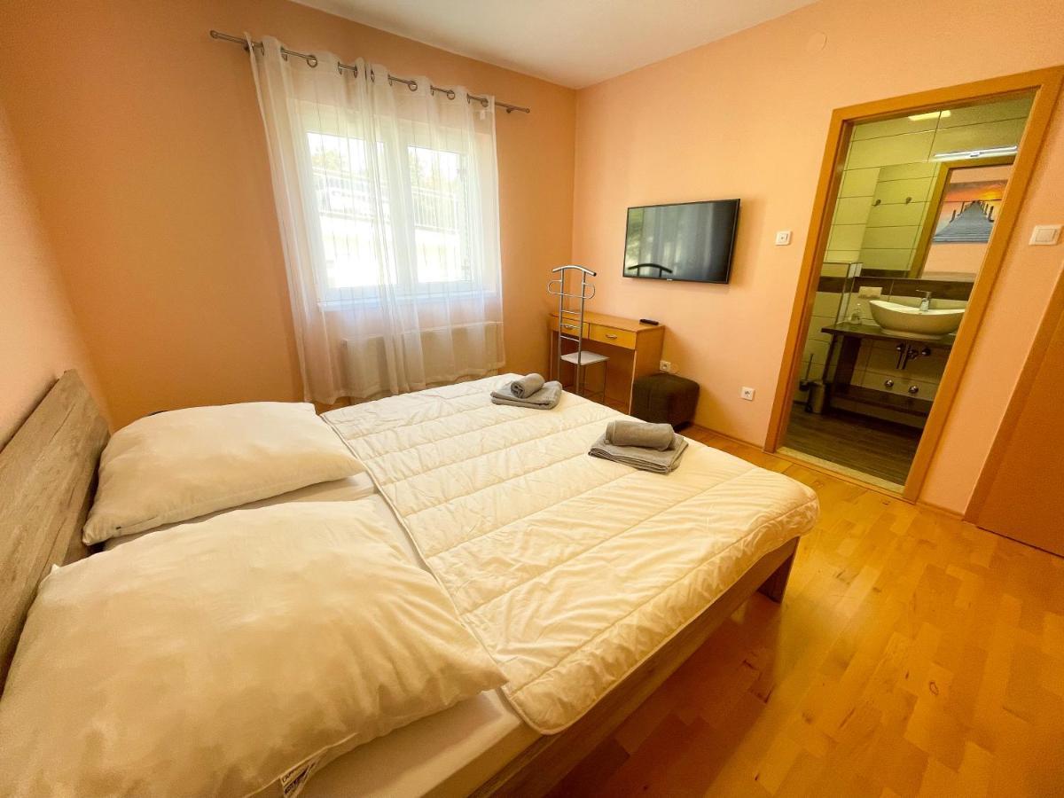 נובי ווינודולסקי Apartments Sams מראה חיצוני תמונה